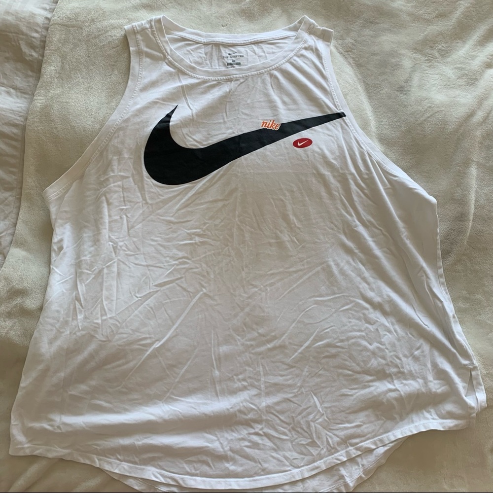 Nike tank